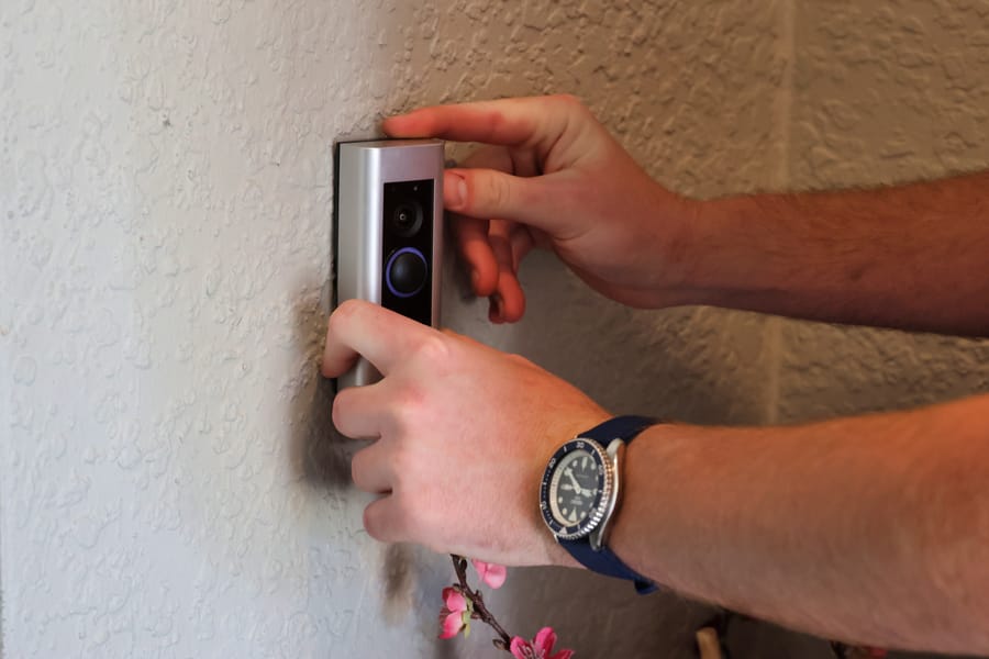 Electrical installation of an outdoor Ring security camera.